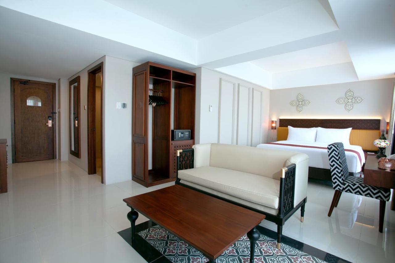 Alhambra Hotel & Convention, BW Signature Collection تاسيكمالايا المظهر الخارجي الصورة